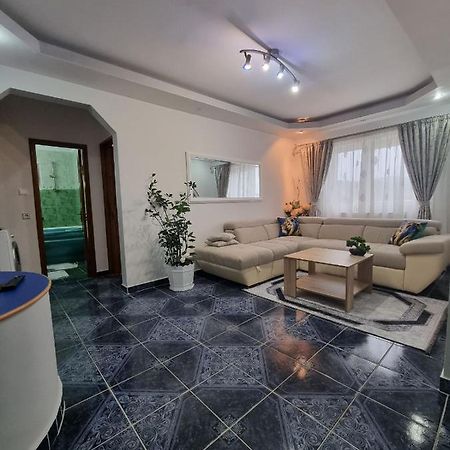 Emily Residence 쿠티에데아게스 외부 사진